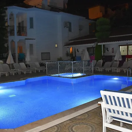 Aparthotel Moonlight Apart 3*