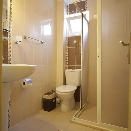 Hotel apartamentowy Moonlight Apart 3*